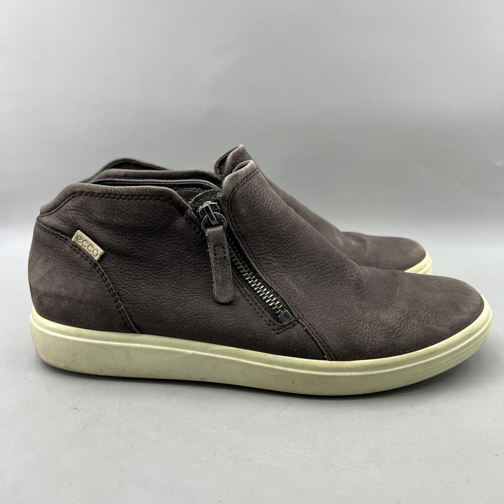 ECCO Soft 7 Low Cut Zip Booties Women Size 8 Brown Leather Comfort Casual Shoes